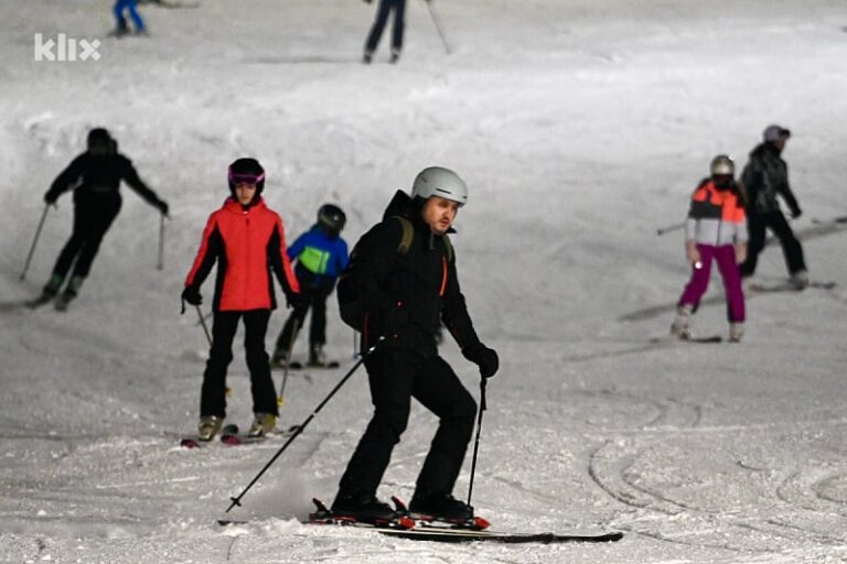Zimska sezona na Bjelašnici nikad ranije nije počela: Više od 12.000 vožnji tokom prve sedmice